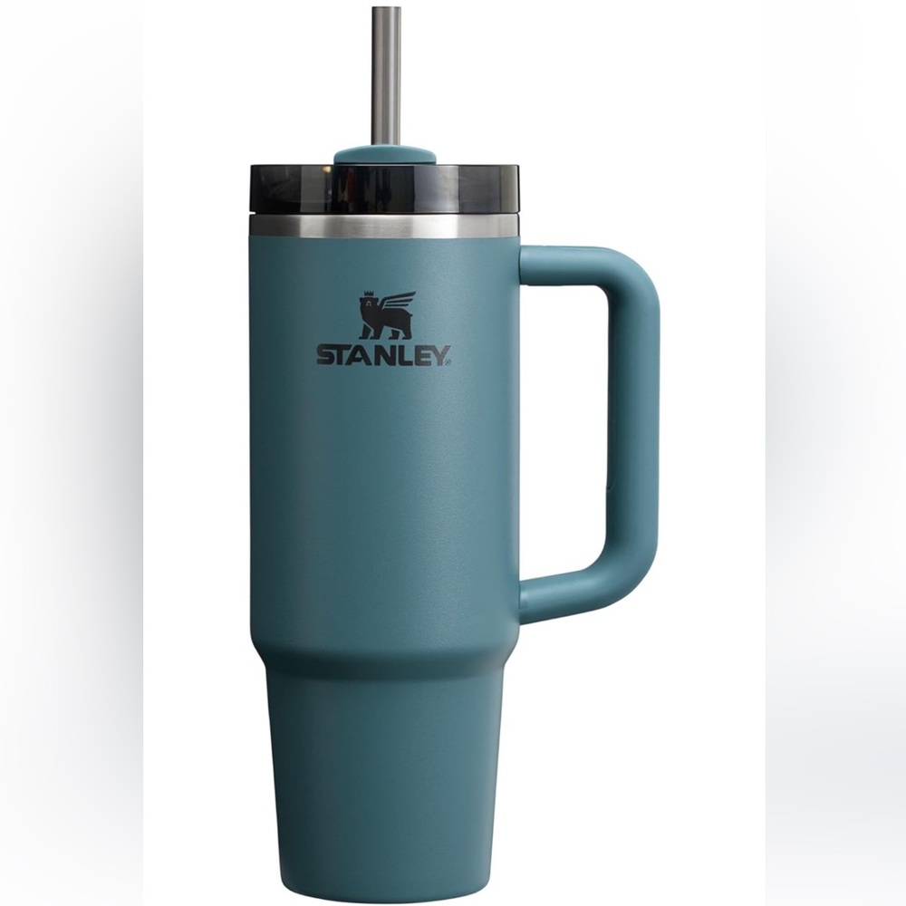 Blue Spruce Stanley 30 oz FlowState Tumbler Brand new!